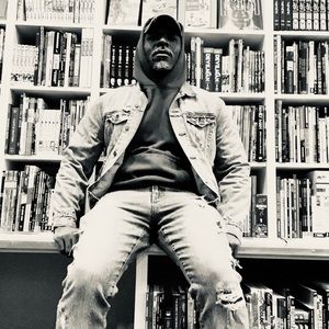 Meet your Posher, Corey